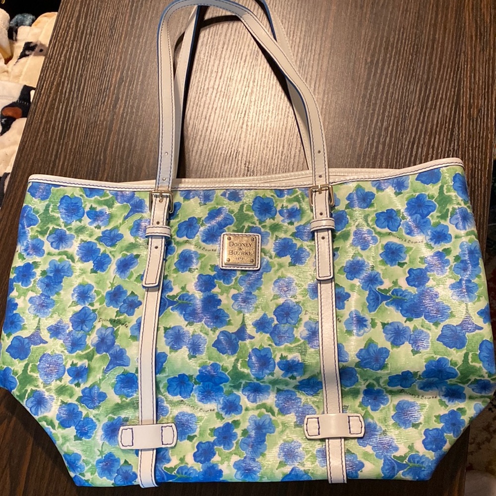 Dooney & Burke Floral shoulder bag